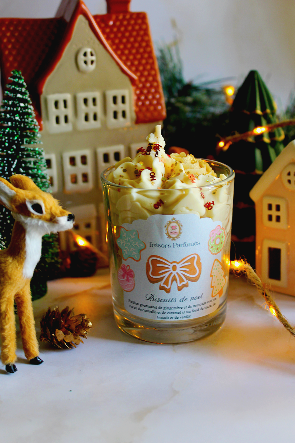 Bougie gourmande "biscuits de noel" parfum biscuits speculoos