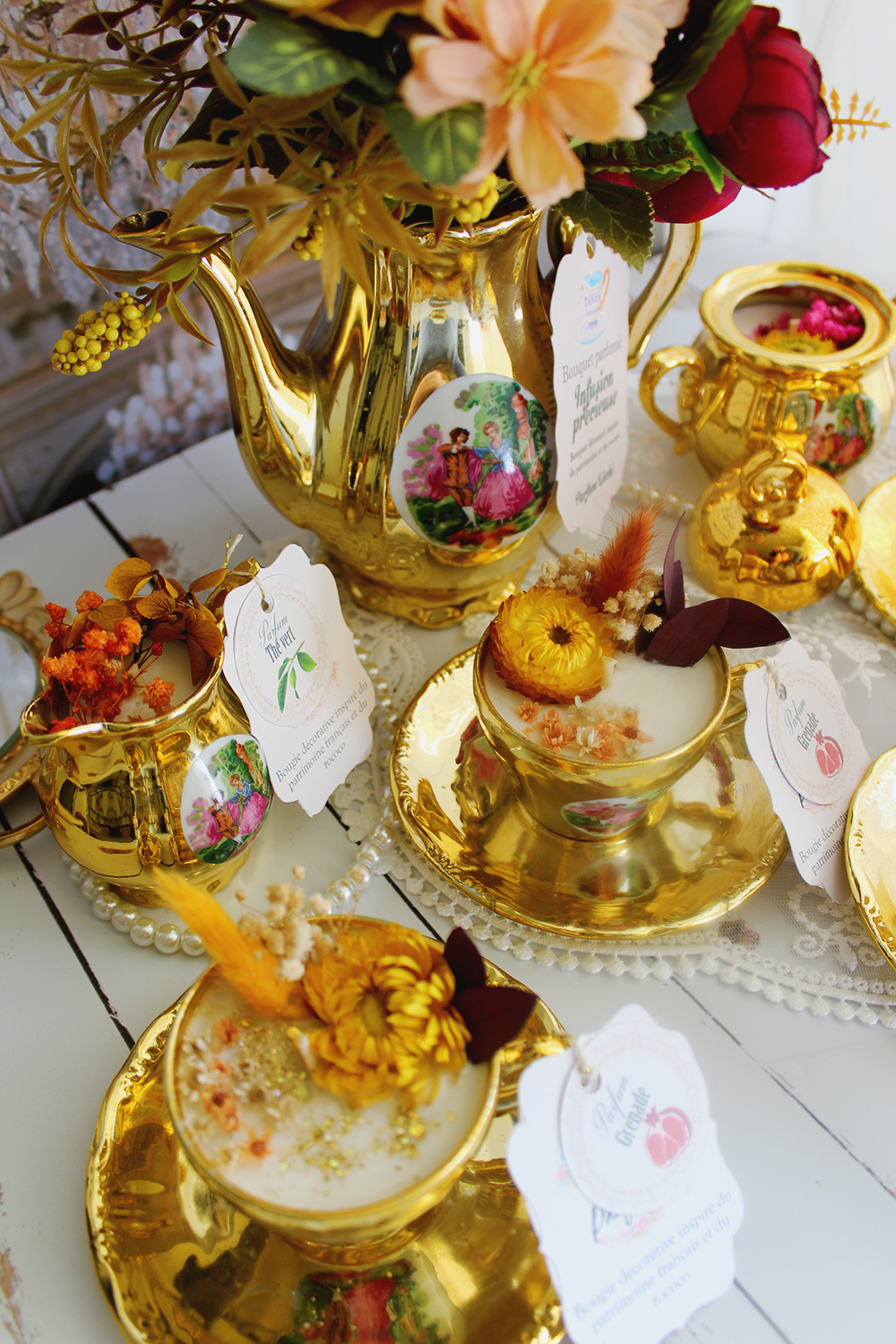 Collection "Infusion doré" service à café non signé transformé en bougie unique - assortiment de parfum fruité et végétal