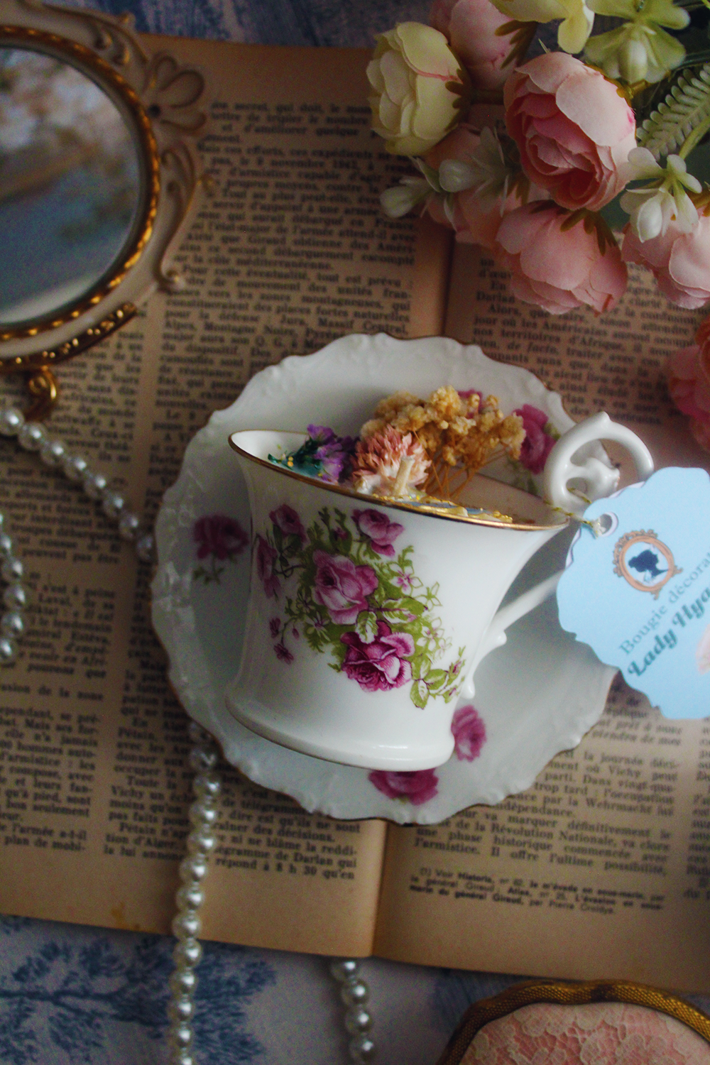 Bougie décorative parfumée Lady Hyacinth parfum potion d'amour