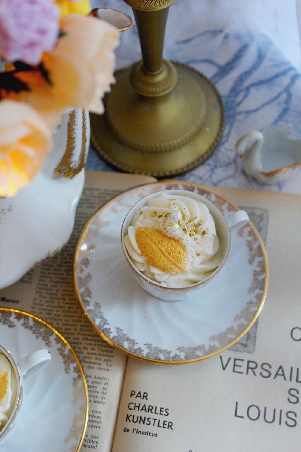 Bougie chantilly de cire " gourmandise de la princesse " parfum tilleul