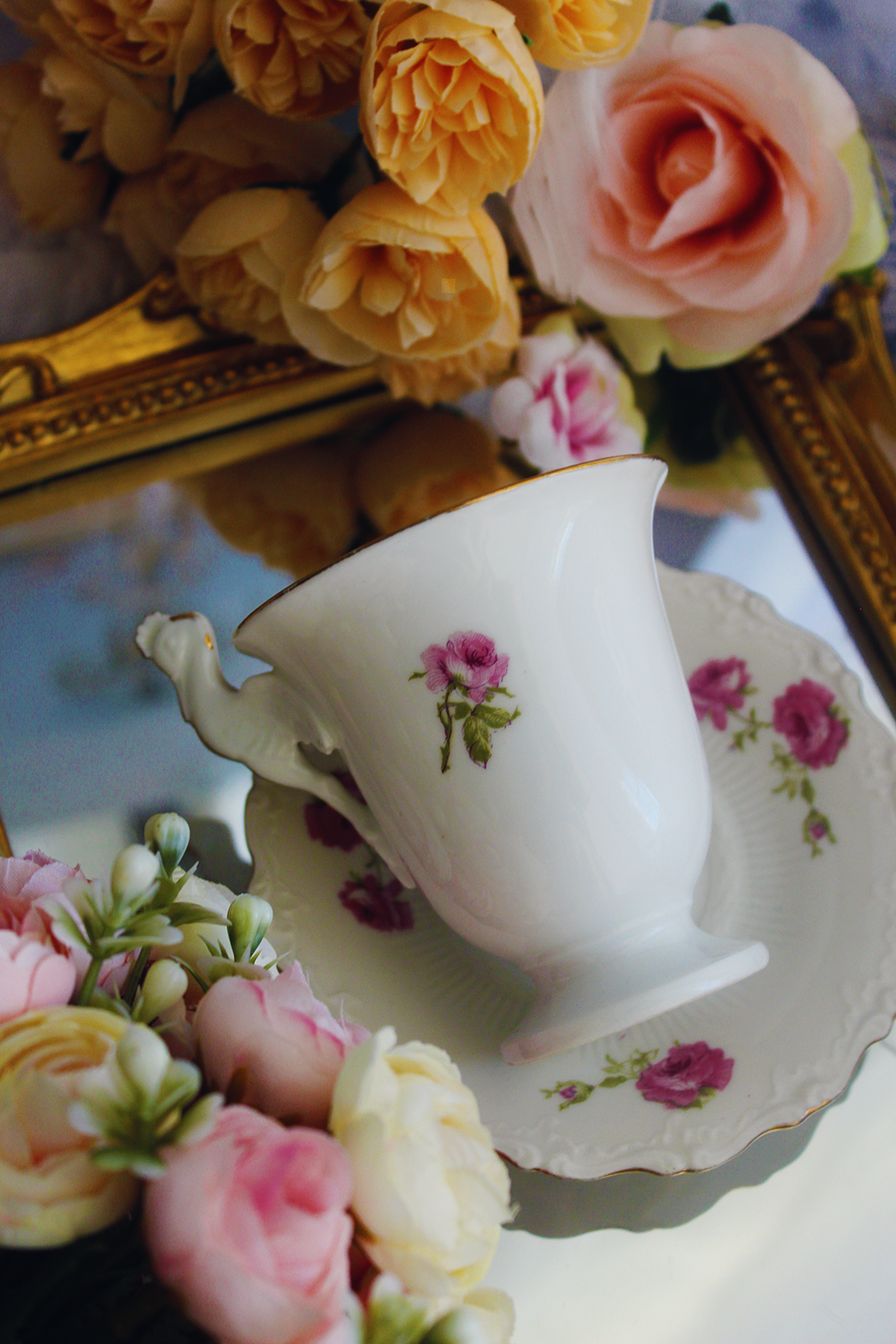 Tasse porcelaine vintage Col de Cygne