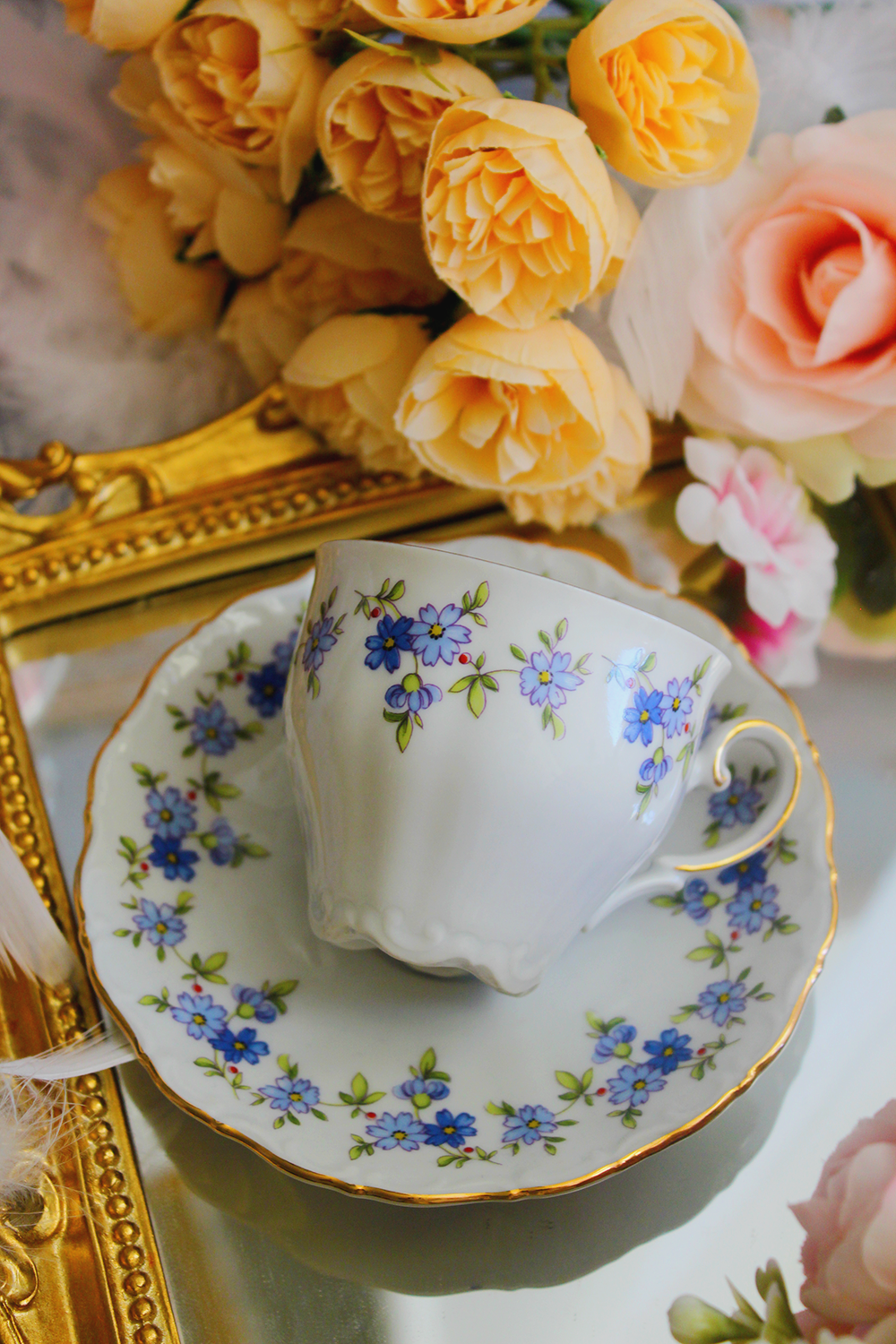 Tasse de thé porcelaine de Bavière - Le Jardin des Myosotis