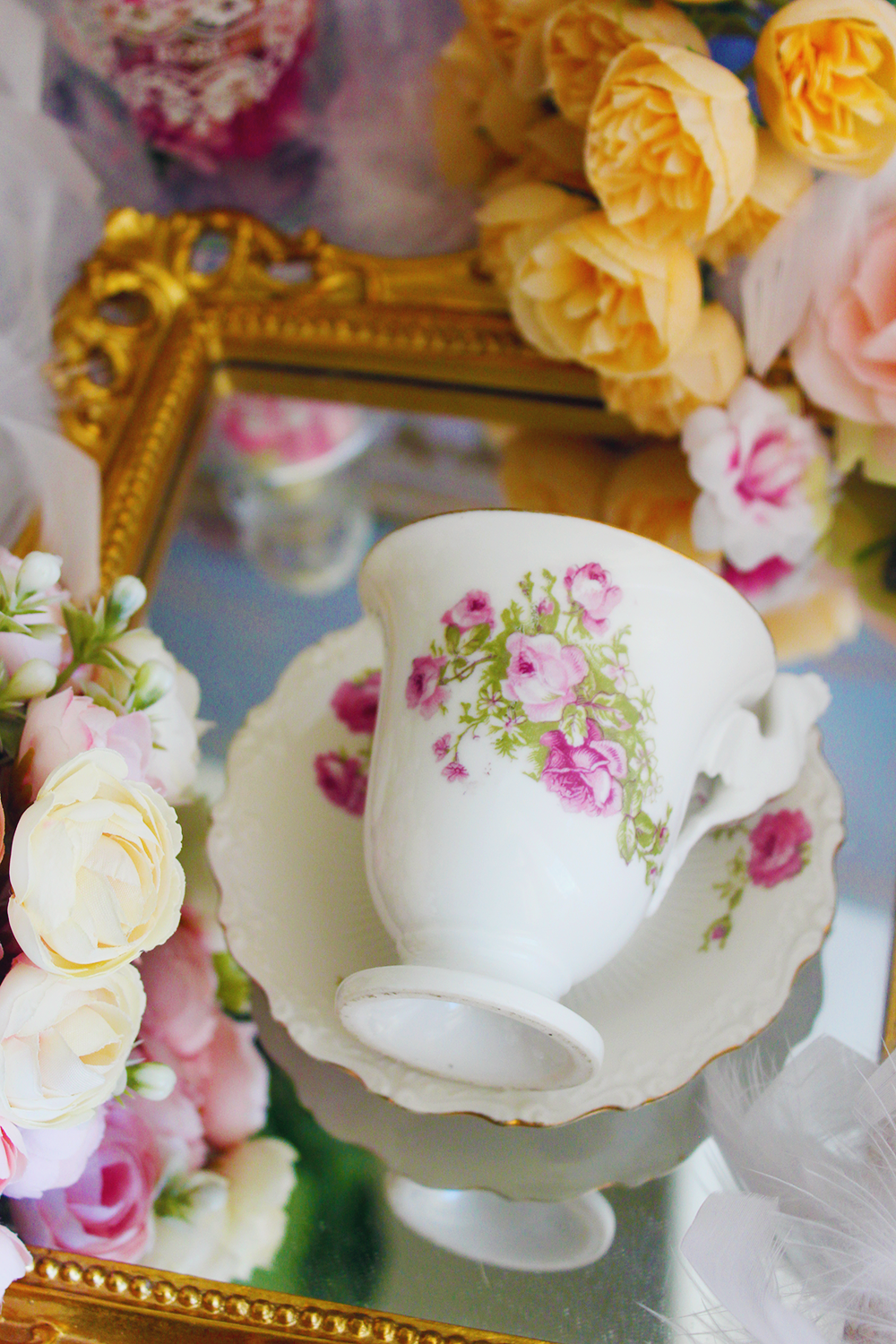 Tasse porcelaine vintage Col de Cygne