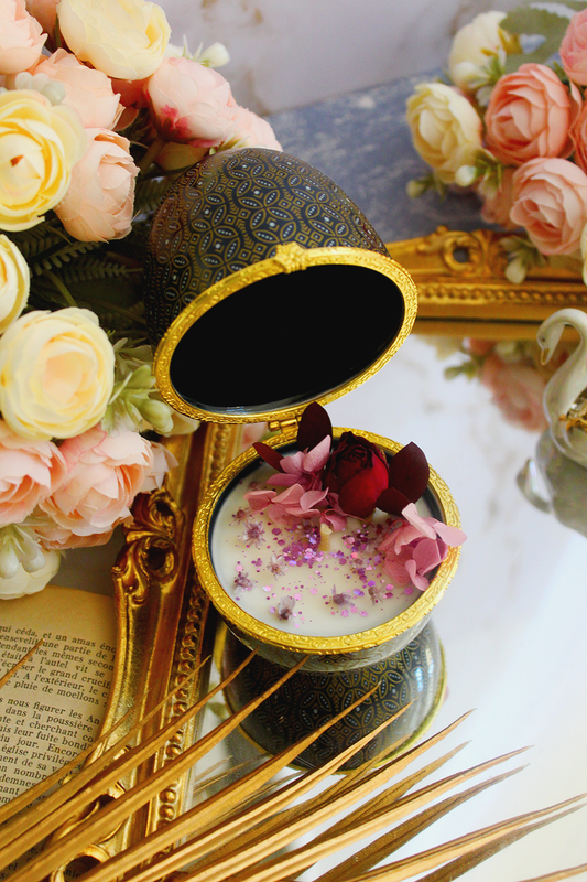 Oeuf en porcelaine " Nuit étoilé"  XL parfum thé noir et vanille