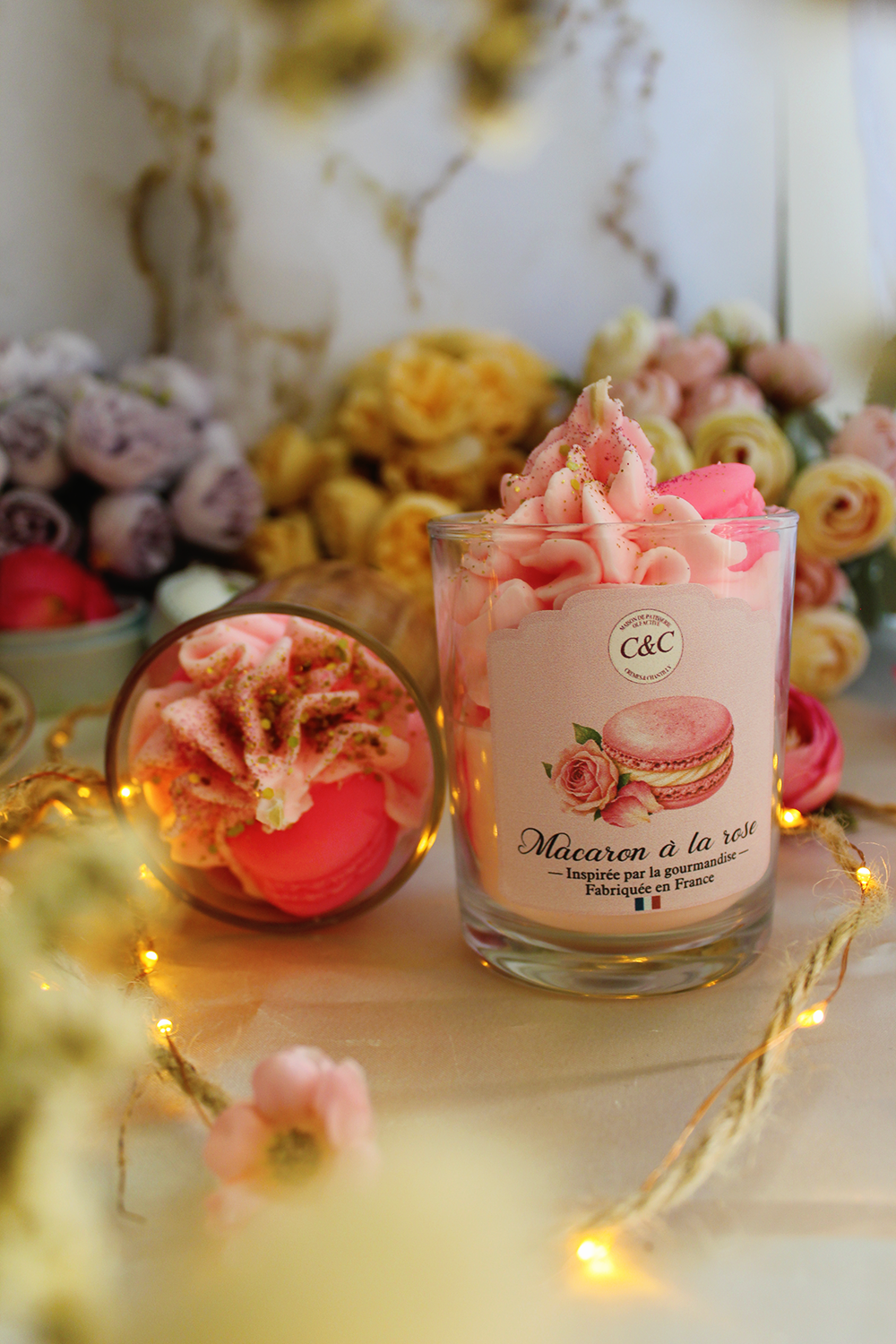 Le macaron à la rose– bougie chantilly parfumée – Image 4