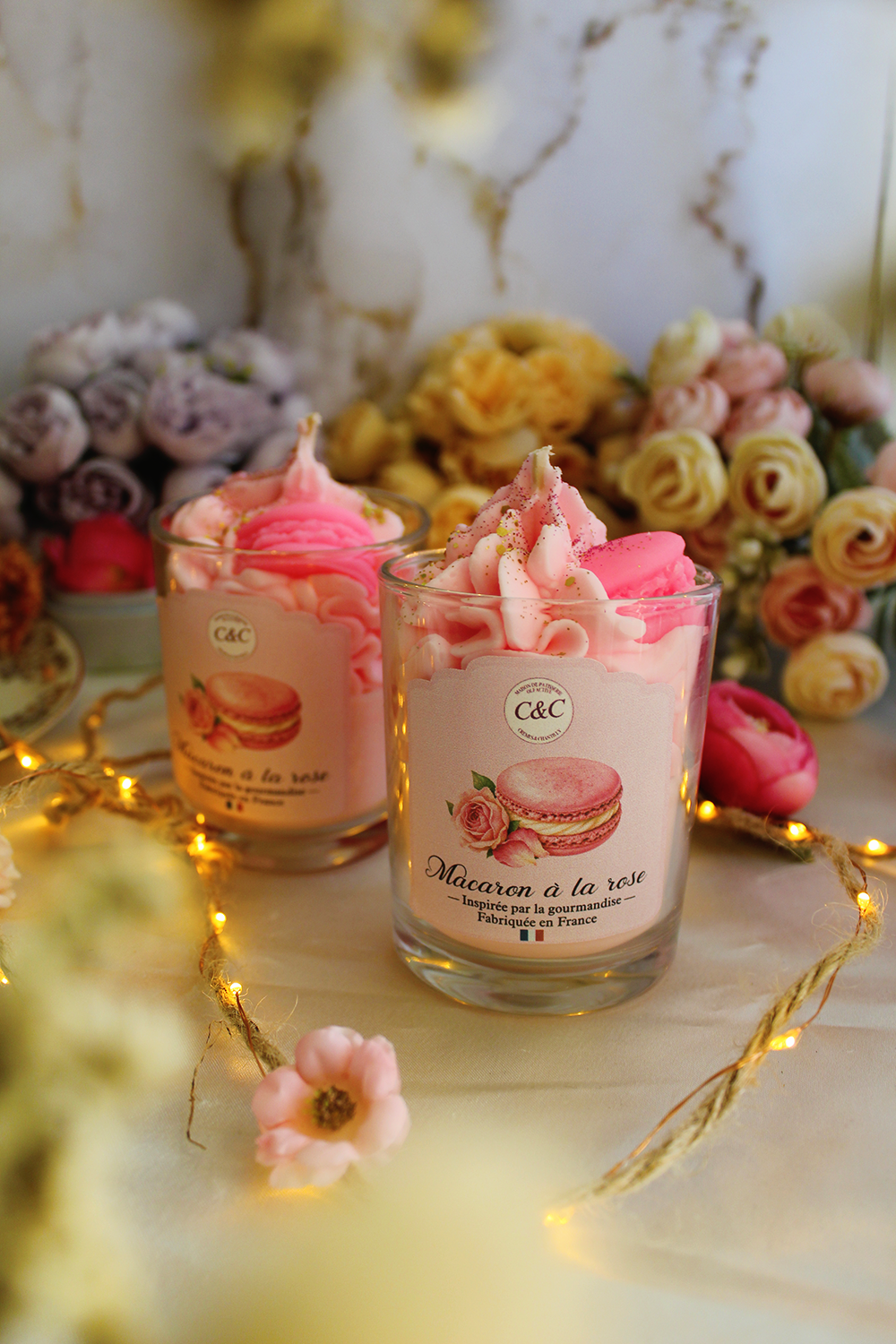 Le macaron à la rose– bougie chantilly parfumée – Image 6