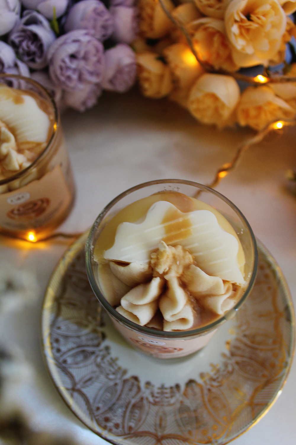 Le roulé à la cannelle – bougie chantilly parfumée – Image 3